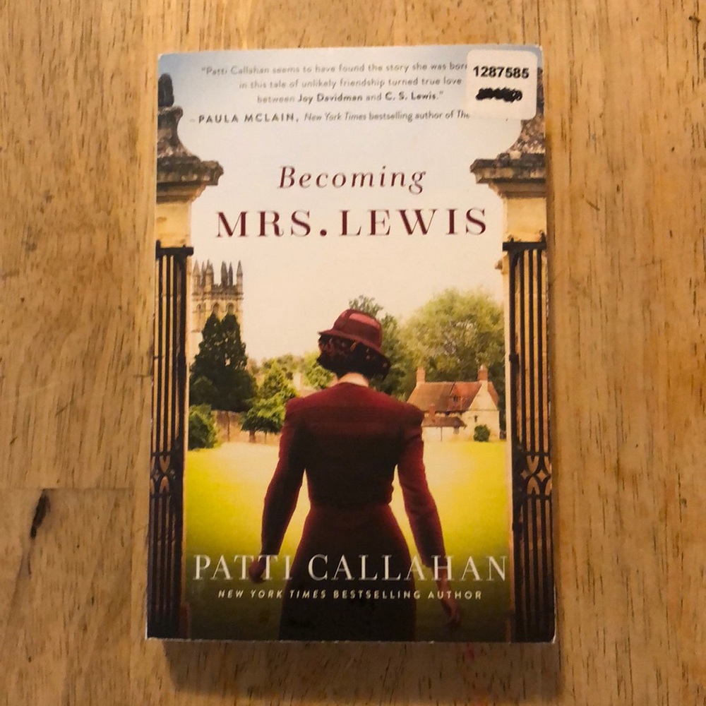 Becoming Mrs. Lewis by Patti Callahan